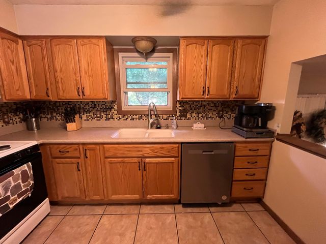 950 Ridenour Road, Gahanna, OH 43230