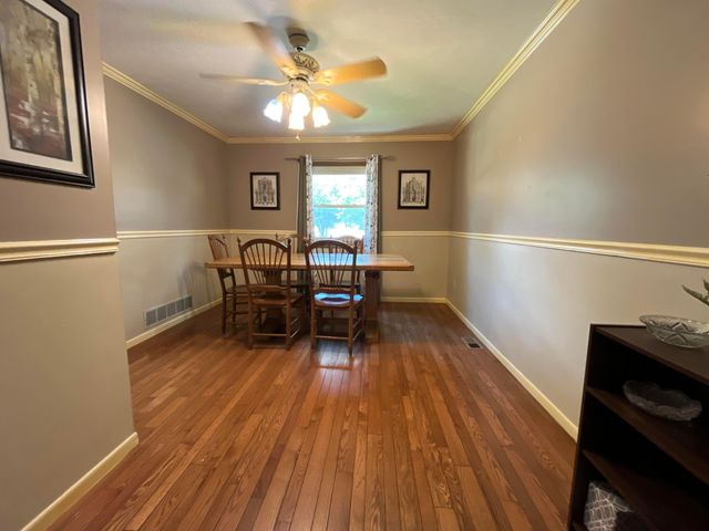 950 Ridenour Road, Gahanna, OH 43230
