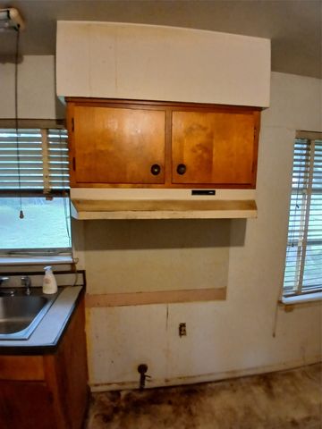 520 Highcrest Drive, Dallas, TX 75232