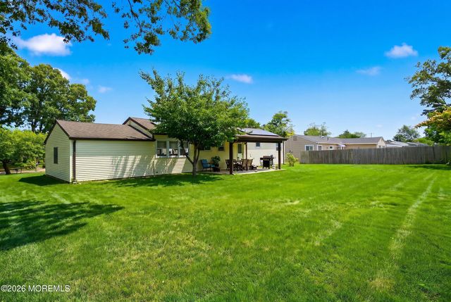 1047 Crystal Drive, Toms River, NJ 08753