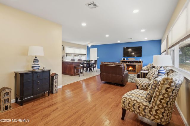 1047 Crystal Drive, Toms River, NJ 08753