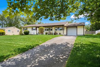 1047 Crystal Drive, Toms River, NJ 08753