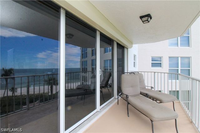 10701 Gulf Shore DR 502, Naples, FL 34108