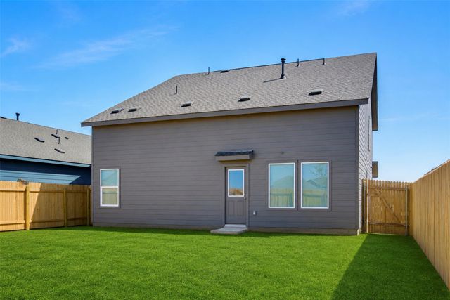 408 Paris ST, Maxwell, TX 78656