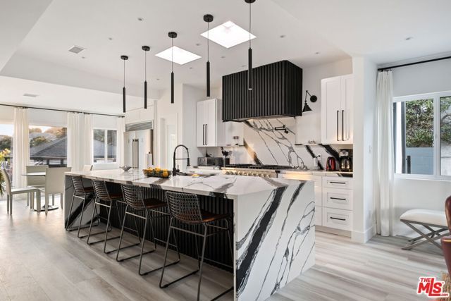 5529 Bradna Drive, Los Angeles, CA 90043