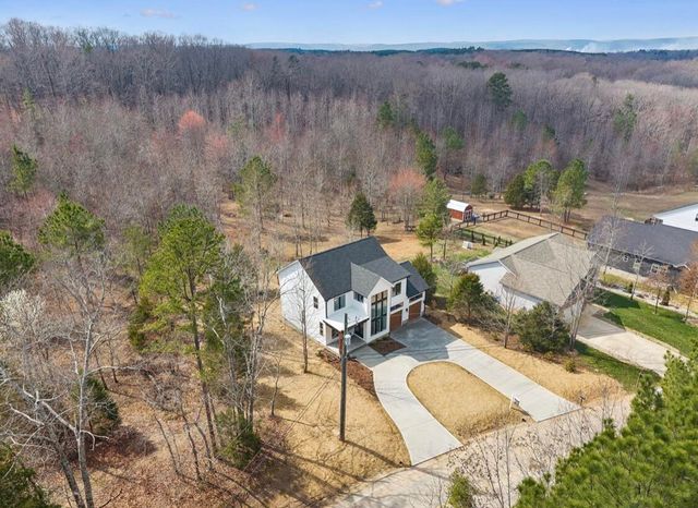 3727 Lee Pike, Soddy Daisy, TN 37379