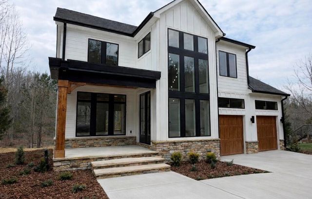 3727 Lee Pike, Soddy Daisy, TN 37379