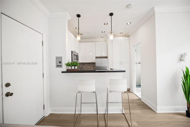 119 Menores Ave 7A, Coral Gables, FL 33134