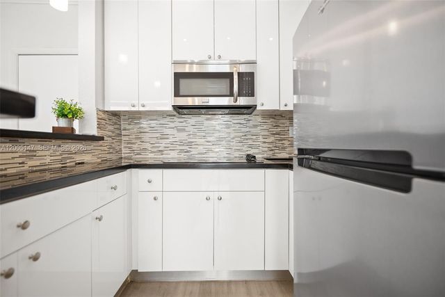 119 Menores Ave 7A, Coral Gables, FL 33134