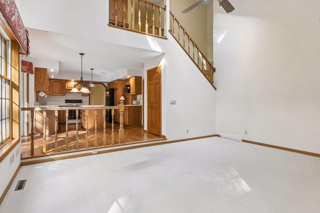 303 Hazel Street W, Stillwater, MN 55082