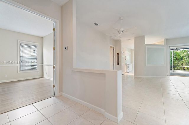 719 SW Munjack Cir, Port St. Lucie, FL 34986