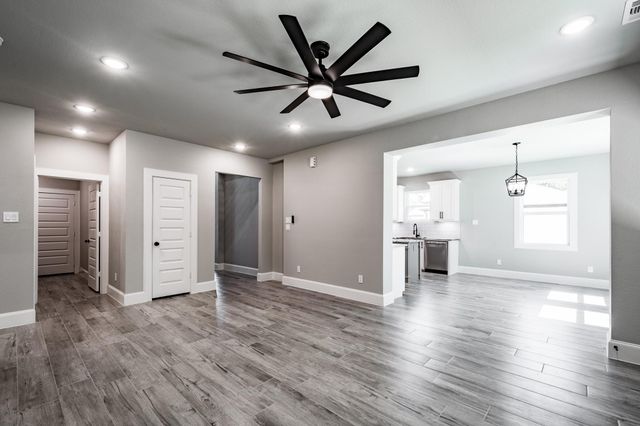 816 County Road 6609, Dayton, TX 77535