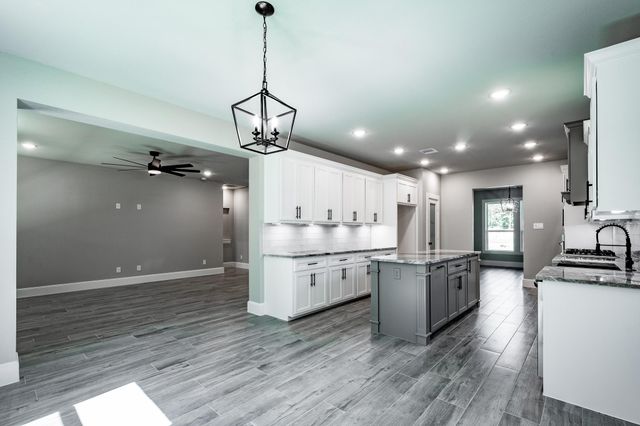 816 County Road 6609, Dayton, TX 77535