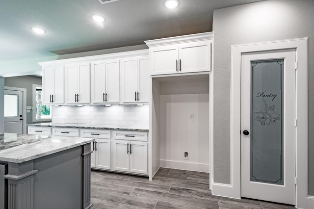 816 County Road 6609, Dayton, TX 77535