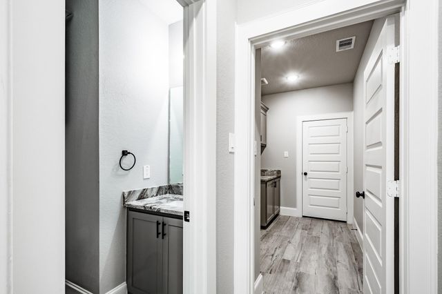 816 County Road 6609, Dayton, TX 77535