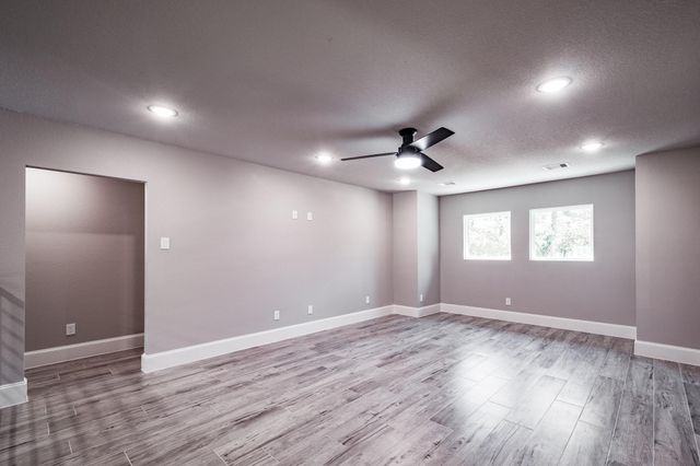 816 County Road 6609, Dayton, TX 77535