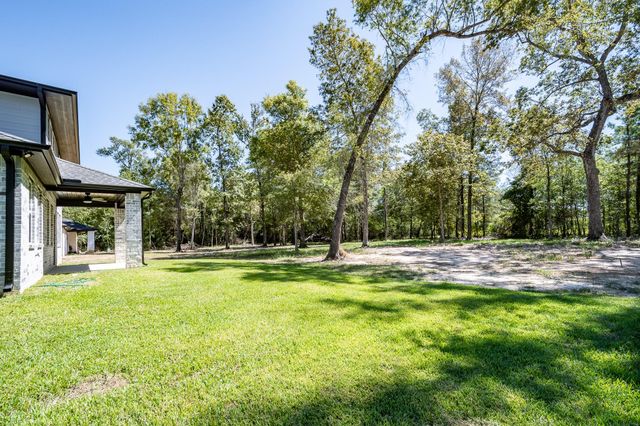 816 County Road 6609, Dayton, TX 77535