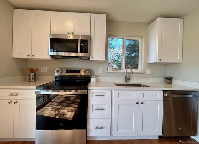 6137 W Ken Caryl Place, Littleton, CO 80128