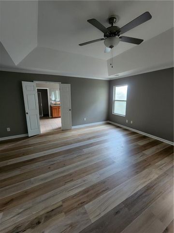 5704 Barrington Run, Union City, GA 30291