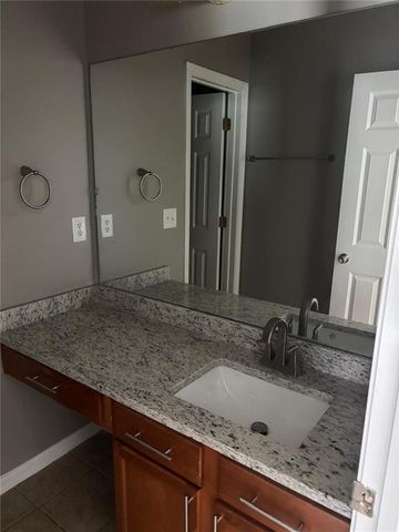 5704 Barrington Run, Union City, GA 30291