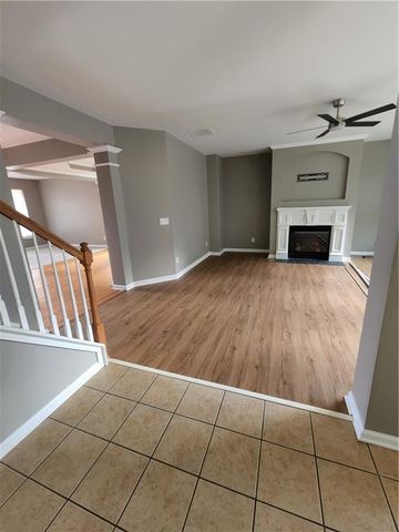 5704 Barrington Run, Union City, GA 30291