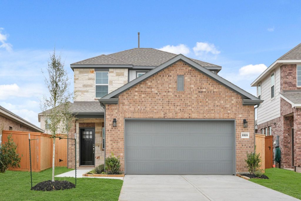 2221 Lake Mist Drive, Texas City, TX 77568