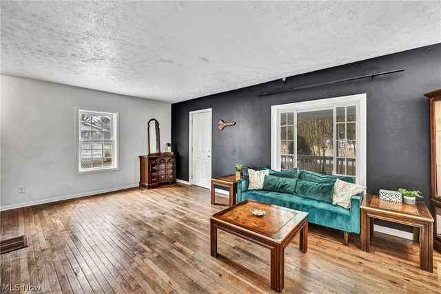 2833 Hubbard Road, Madison, OH 44057