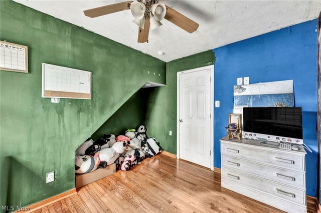 2833 Hubbard Road, Madison, OH 44057