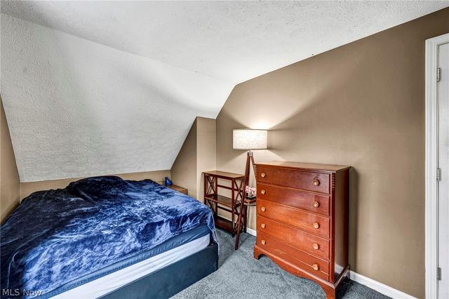 2833 Hubbard Road, Madison, OH 44057