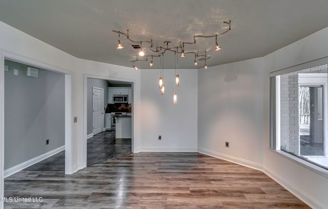 110 Meadowview Drive, Brandon, MS 39047