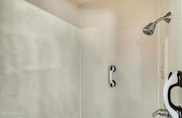 110 Meadowview Drive, Brandon, MS 39047