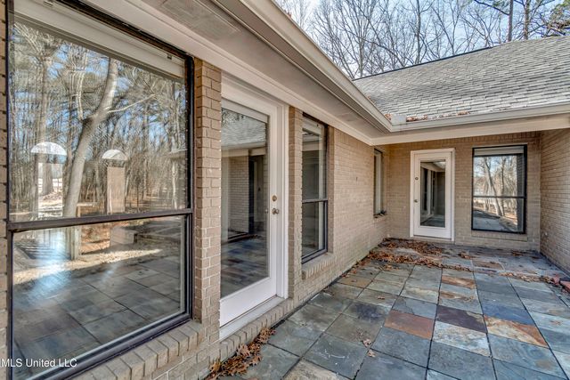 110 Meadowview Drive, Brandon, MS 39047