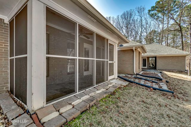 110 Meadowview Drive, Brandon, MS 39047