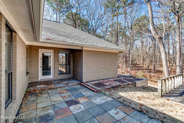 110 Meadowview Drive, Brandon, MS 39047