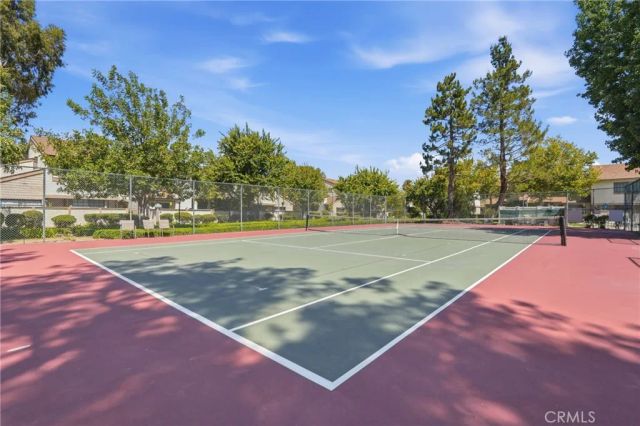8340 Penfield Ave 35, Winnetka, CA 91306