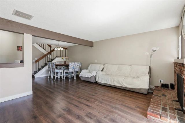 8340 Penfield Ave 35, Winnetka, CA 91306