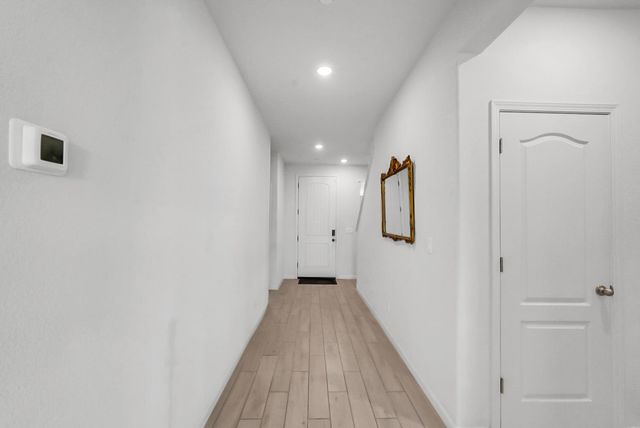 6948 Mauna Loa, Stockton, CA 95219