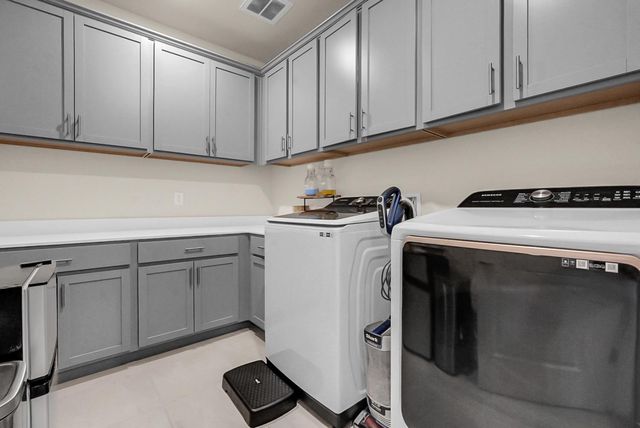 6948 Mauna Loa, Stockton, CA 95219