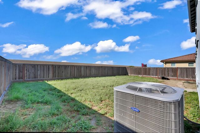 6948 Mauna Loa, Stockton, CA 95219