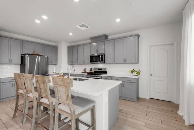 6948 Mauna Loa, Stockton, CA 95219