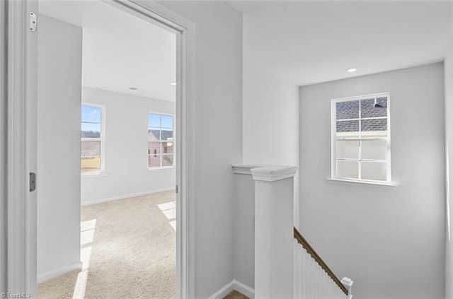 725 Cinnamon Hill Drive, Winston-salem, NC 27106