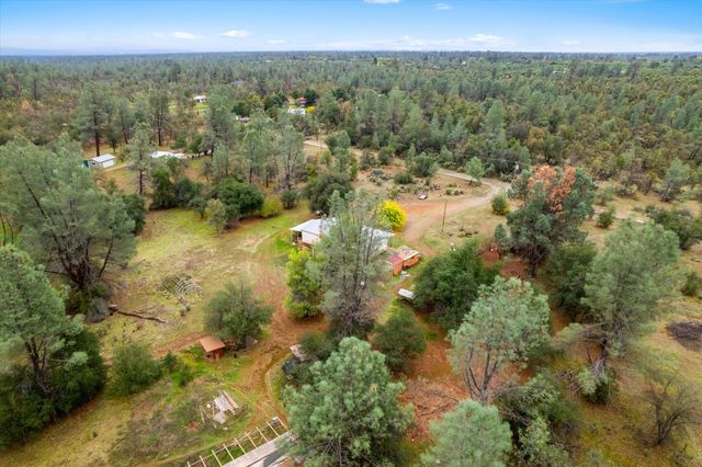 16578 Blue Horse Road, Anderson, CA 96007