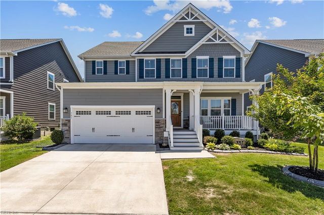 781 Big Bear LN, Chesapeake, VA 23323