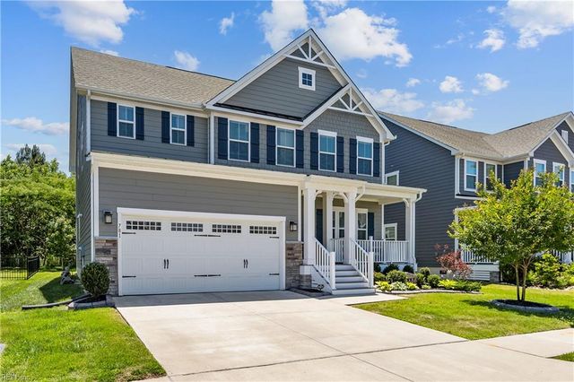 781 Big Bear LN, Chesapeake, VA 23323