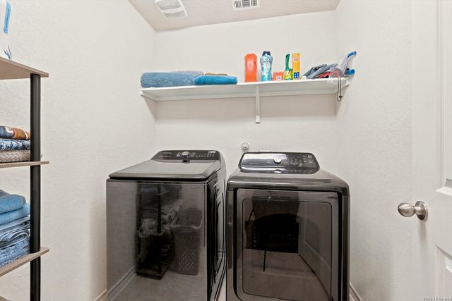 14821 Northern Bird, San Antonio, TX 78253