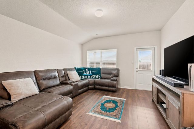 14821 Northern Bird, San Antonio, TX 78253