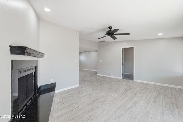 9240 E Dolores Street, Tucson, AZ 85730