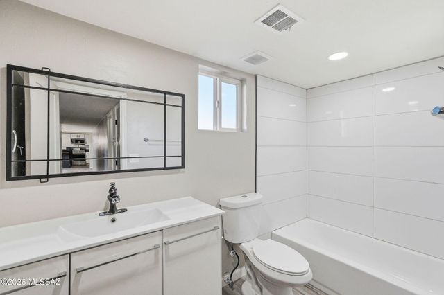 9240 E Dolores Street, Tucson, AZ 85730