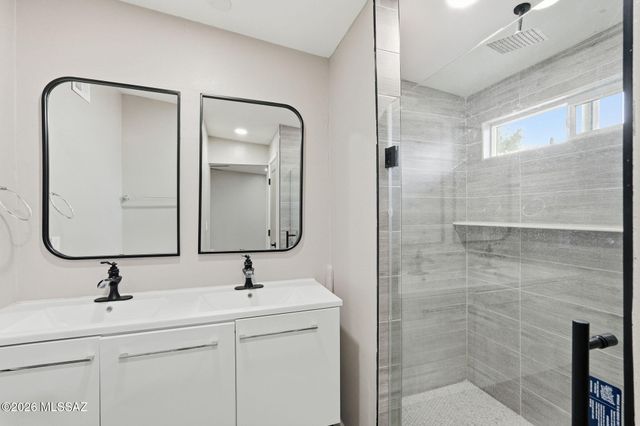 9240 E Dolores Street, Tucson, AZ 85730