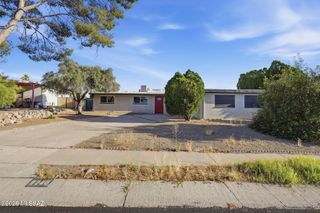 9240 E Dolores Street, Tucson, AZ 85730